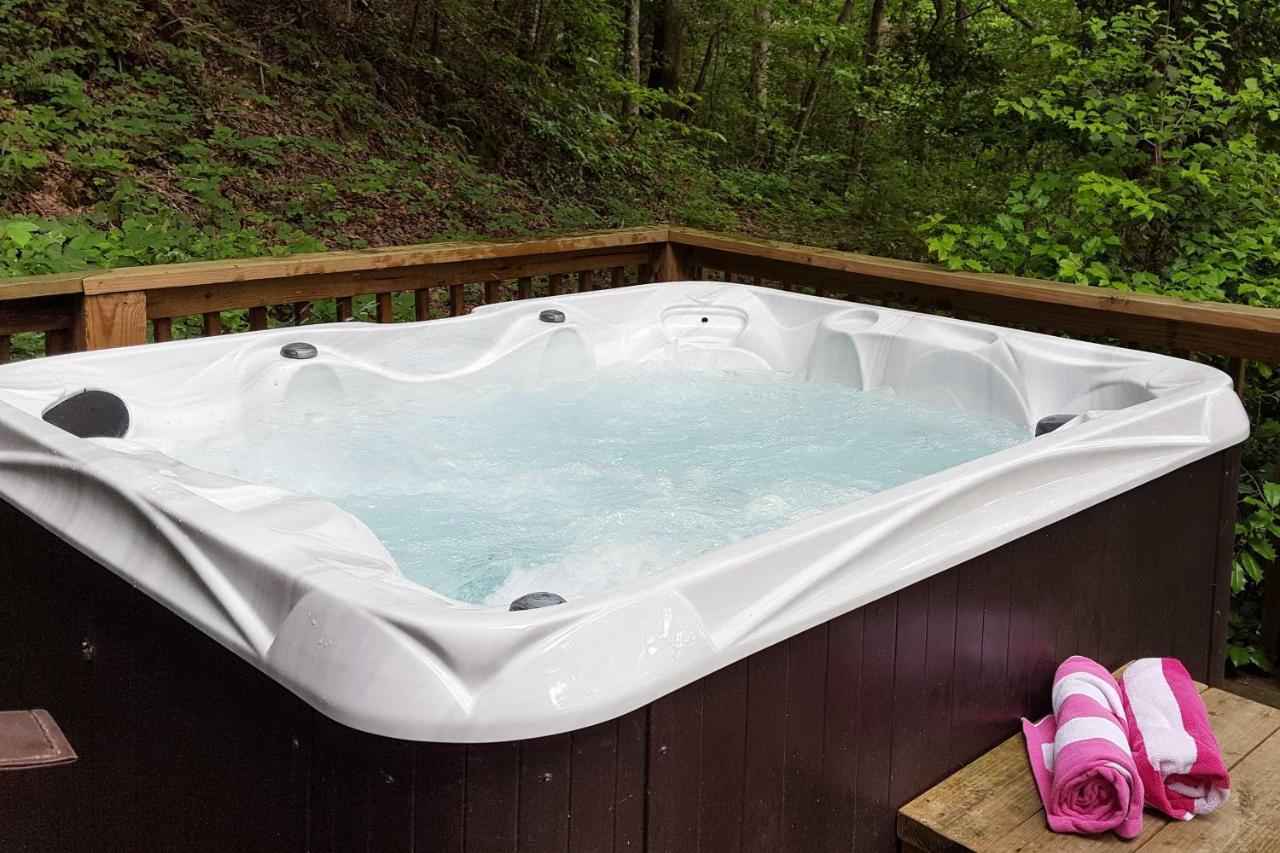 Natures Retreat With Hot Tub 7 Mi To Bryson City Whittier Εξωτερικό φωτογραφία